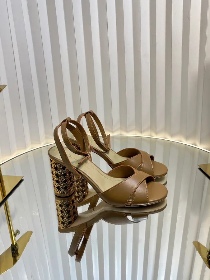 Dior caramel shoe