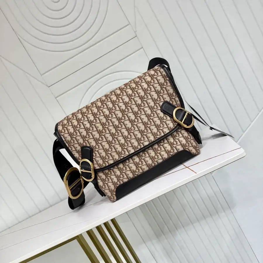 Dior brown mini bag — ref 776391