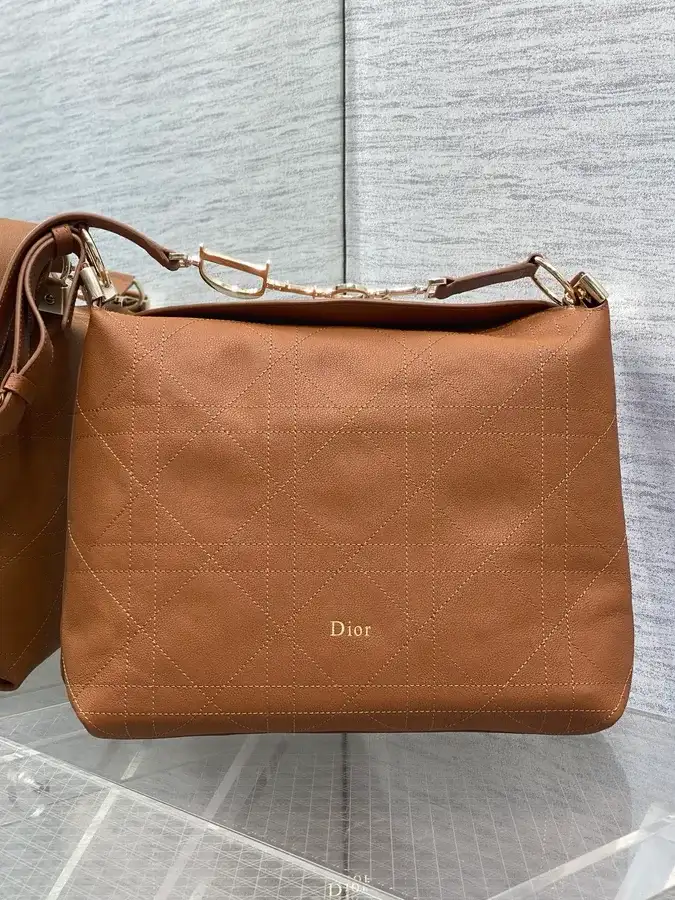 Dior caramel shoulder bag — ref 788606