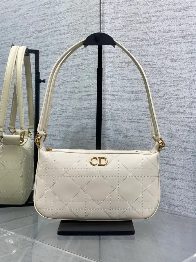Dior cream shoulder bag — ref 839836