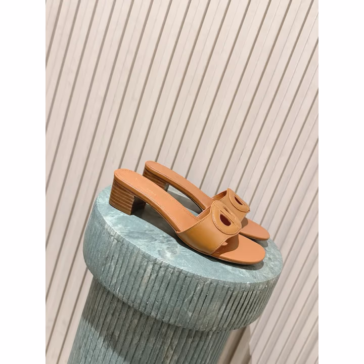 Dior caramel slide — ref 785096