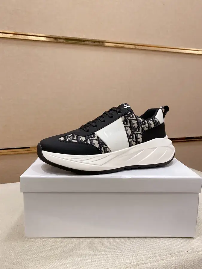 Dior black sneaker — ref 755901