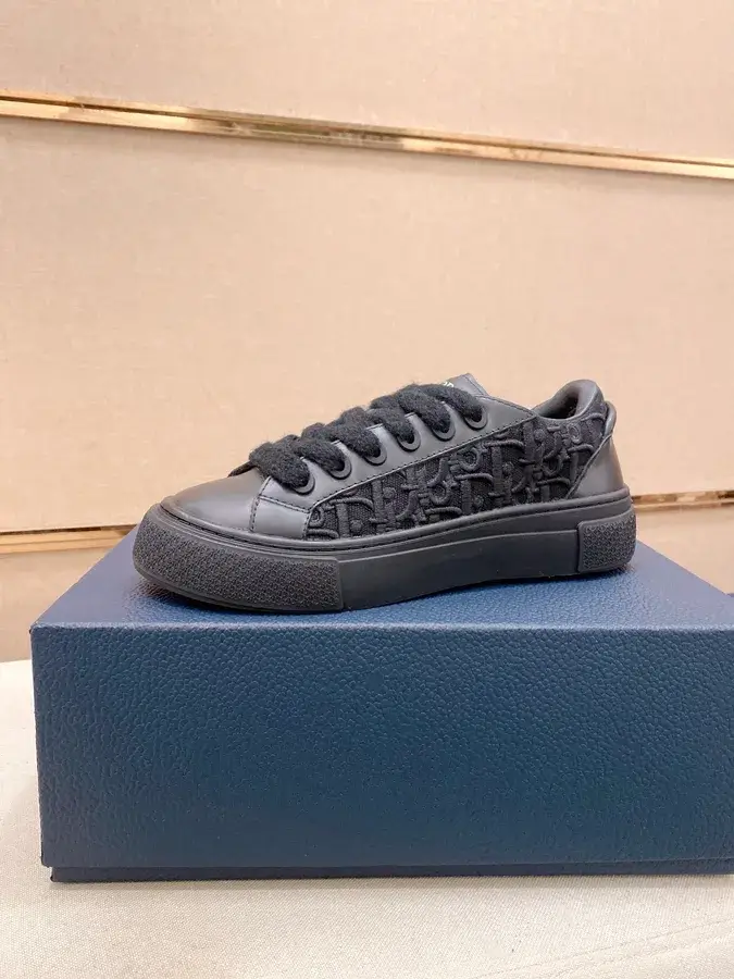 Dior black sneaker — ref 755940