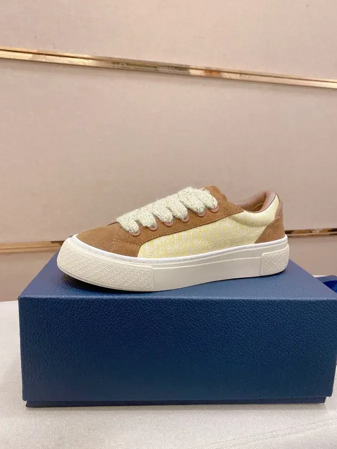 Dior caramel sneaker — ref 751122