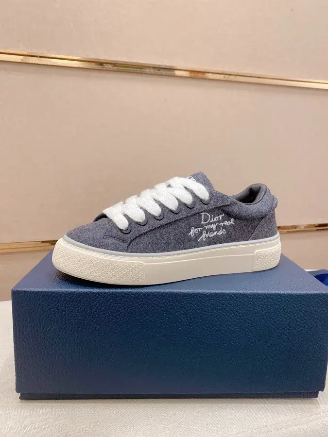 Dior navy sneaker — ref 751111
