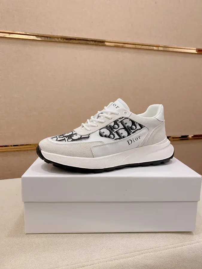 Dior white sneaker — ref 767153