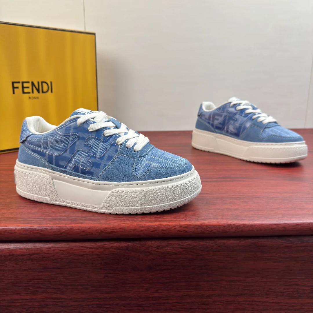 Fendi washed blue shoe — ref 812885