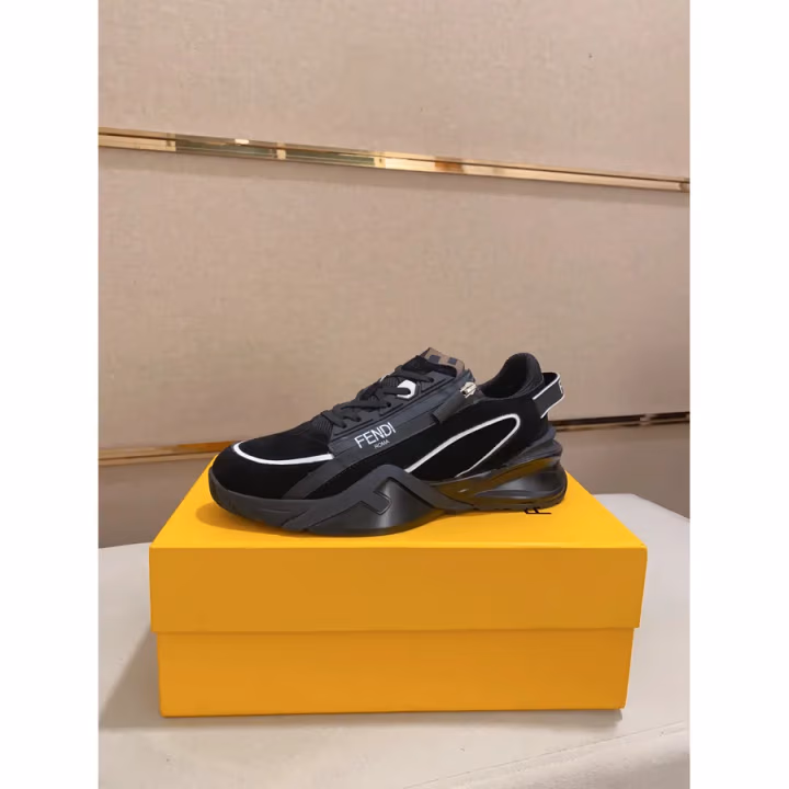 Fendi black sneaker — ref 813036
