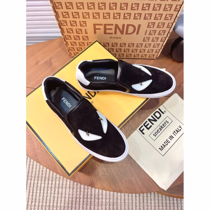 Fendi black sneaker — ref 813059