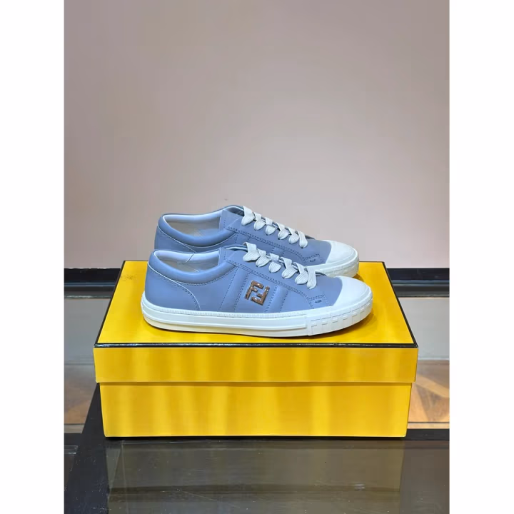 Fendi washed blue sneaker — ref 813047