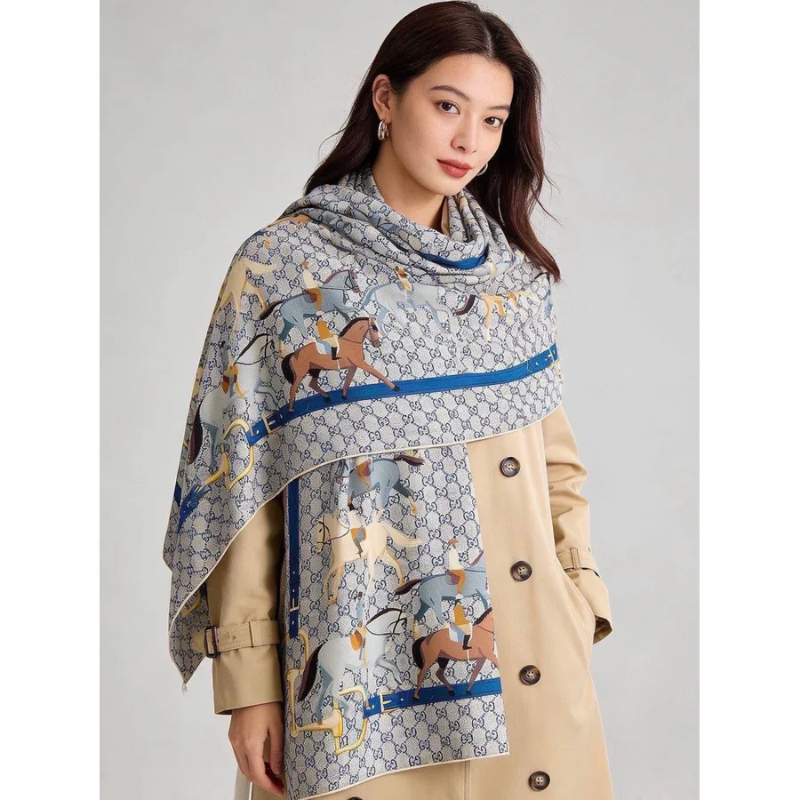 Gucci washed blue accessory — ref 811826