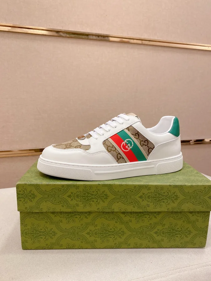 Gucci white low-top sneaker — ref 756527