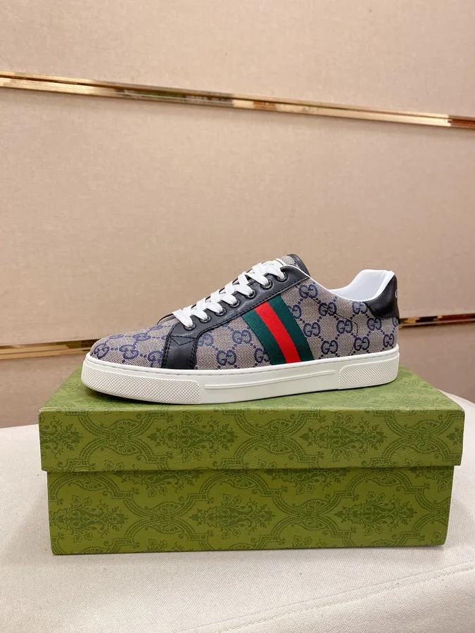 Gucci brown low-top sneaker — ref 756567