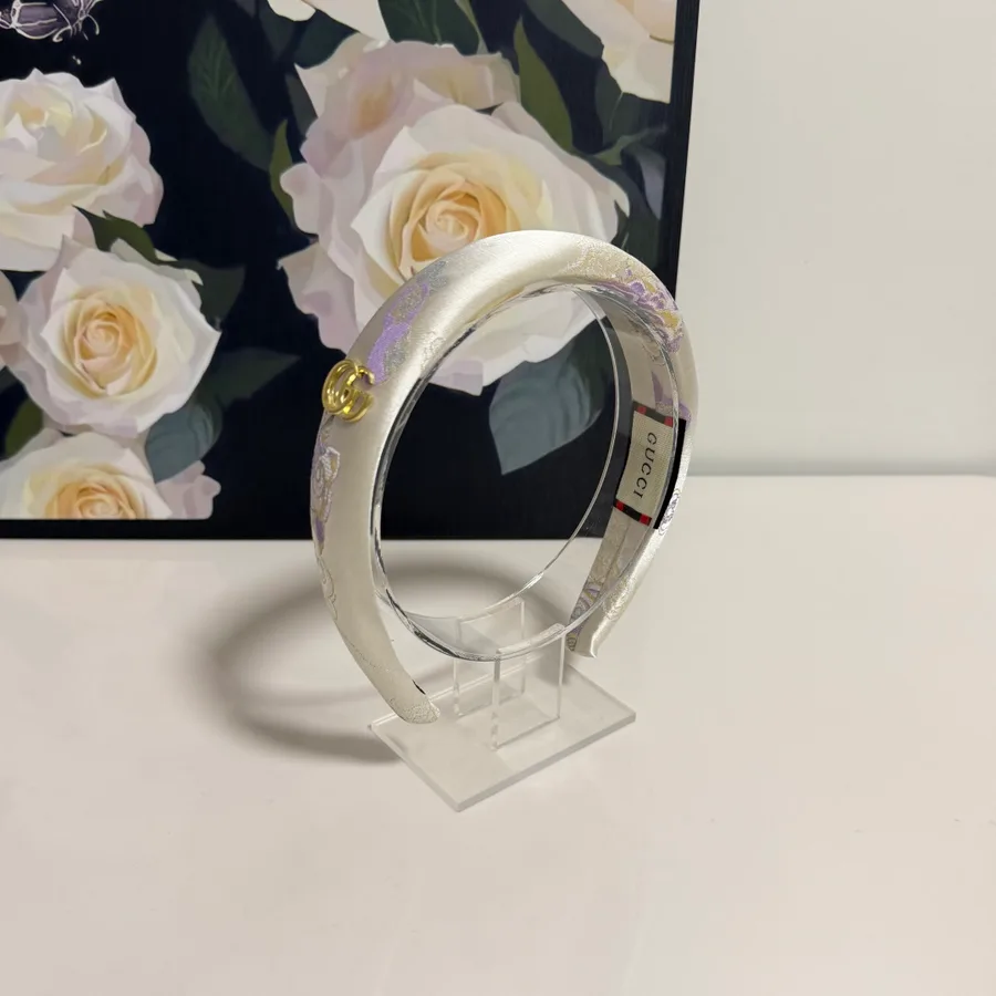 Gucci silver belt — ref 792777