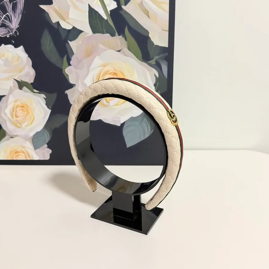 Gucci cream belt — ref 792816