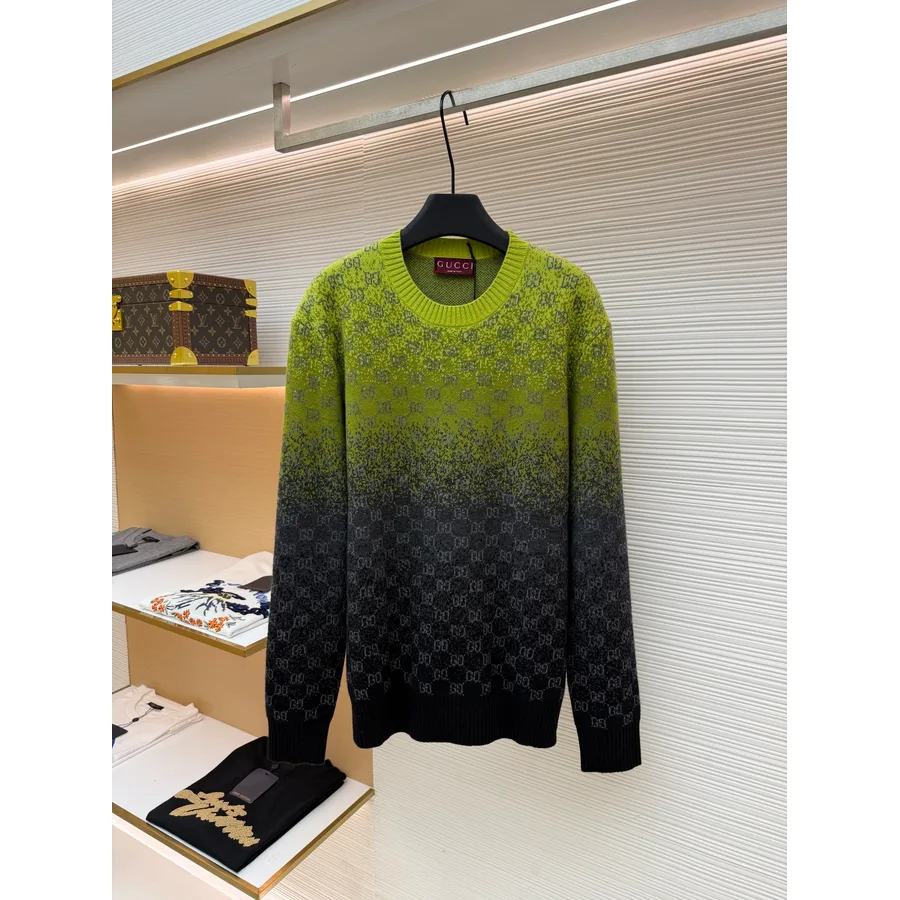 Gucci green sweater — ref 821102