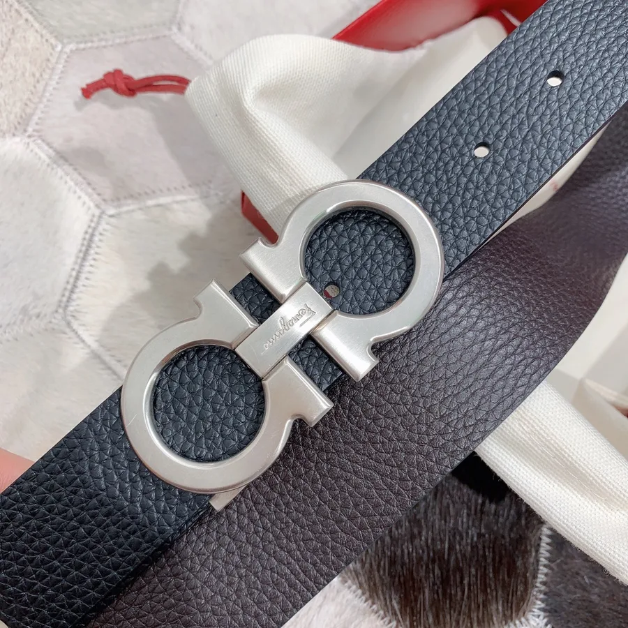 Louis Vuitton navy belt