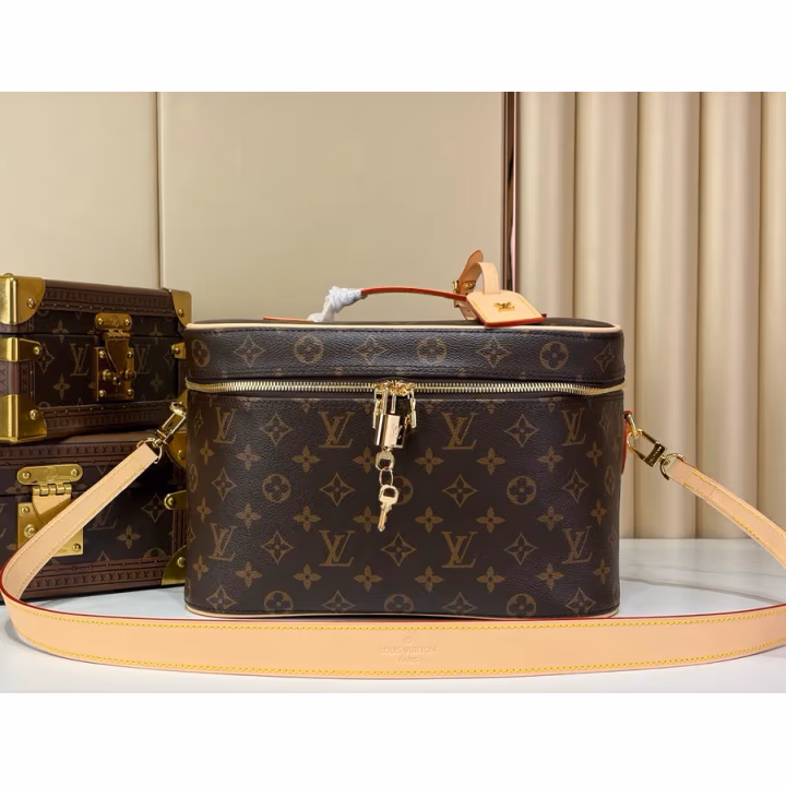 Louis Vuitton brown canvas bag — ref 818624