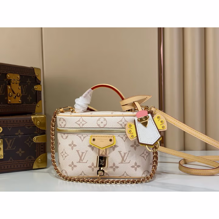 Louis Vuitton cream canvas bag — ref 790750