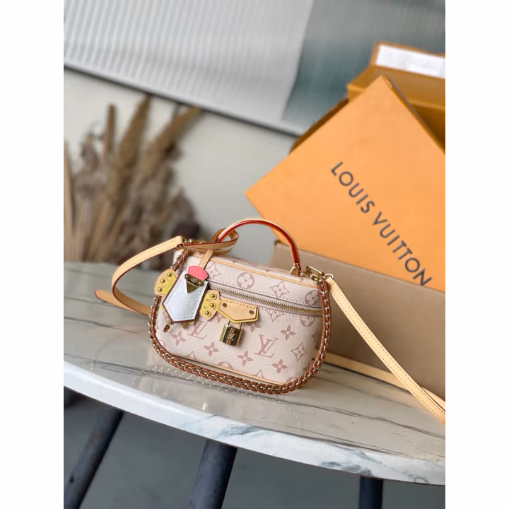 Louis Vuitton cream canvas bag — ref 794994