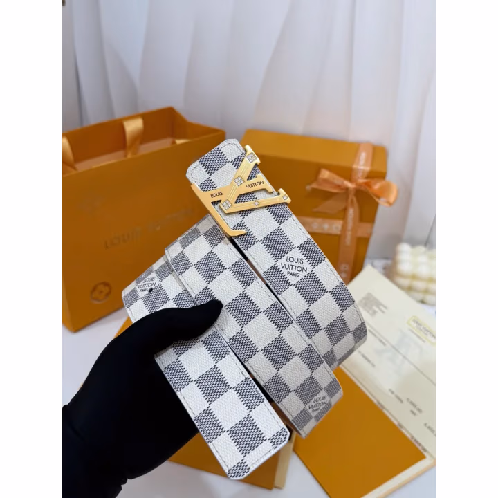 Louis Vuitton white canvas bag — ref 812341