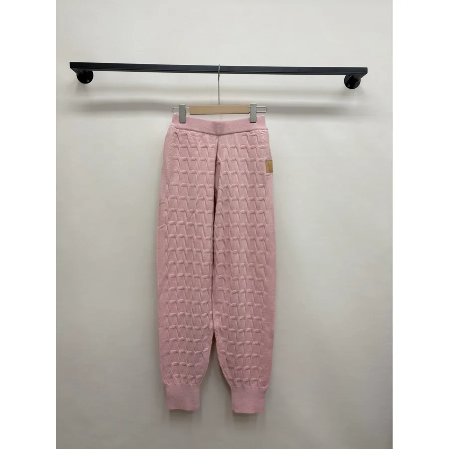 Louis Vuitton pink garment — ref 825802