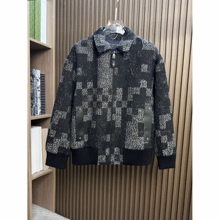 Louis Vuitton black jacket — ref 839079