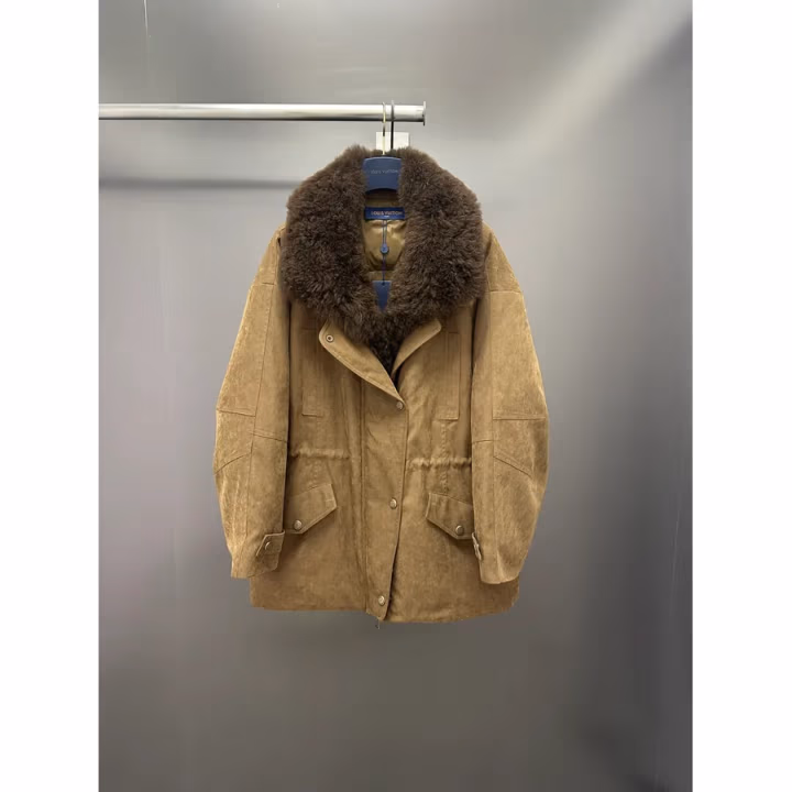 Louis Vuitton caramel jacket — ref 828109