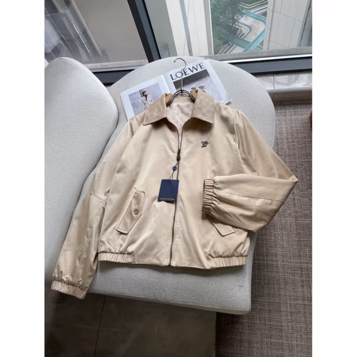 Louis Vuitton cream jacket — ref 842573