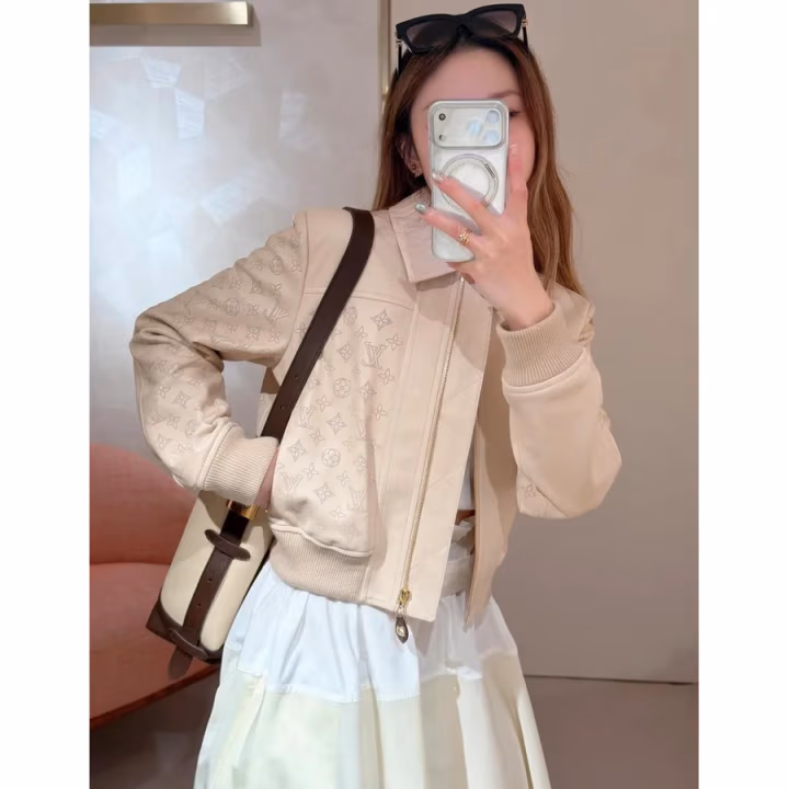 Louis Vuitton cream jacket — ref 839473