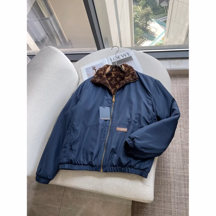 Louis Vuitton navy jacket — ref 842575