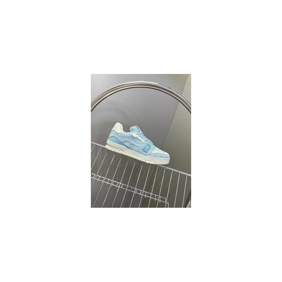 Louis Vuitton washed blue shoe — ref 789449