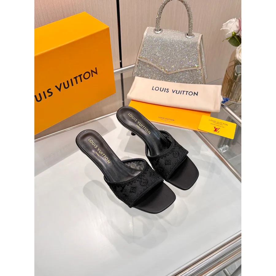 Louis Vuitton black shoe — ref 813847