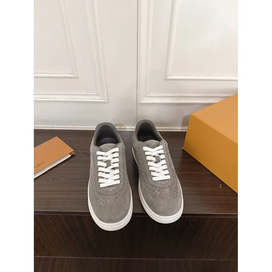 Louis Vuitton grey shoe — ref 813849
