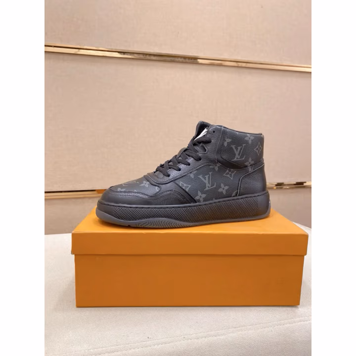 Louis Vuitton black sneaker — ref 756504