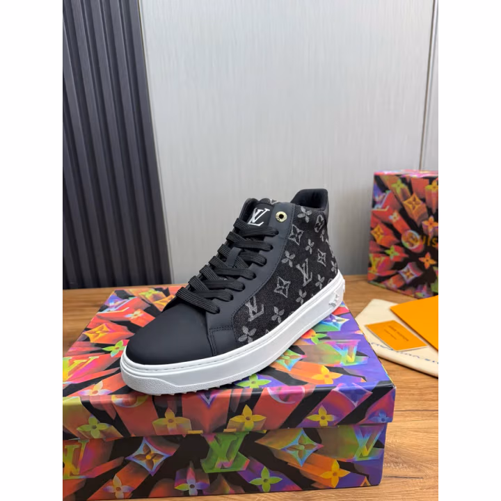 Louis Vuitton black sneaker — ref 751788