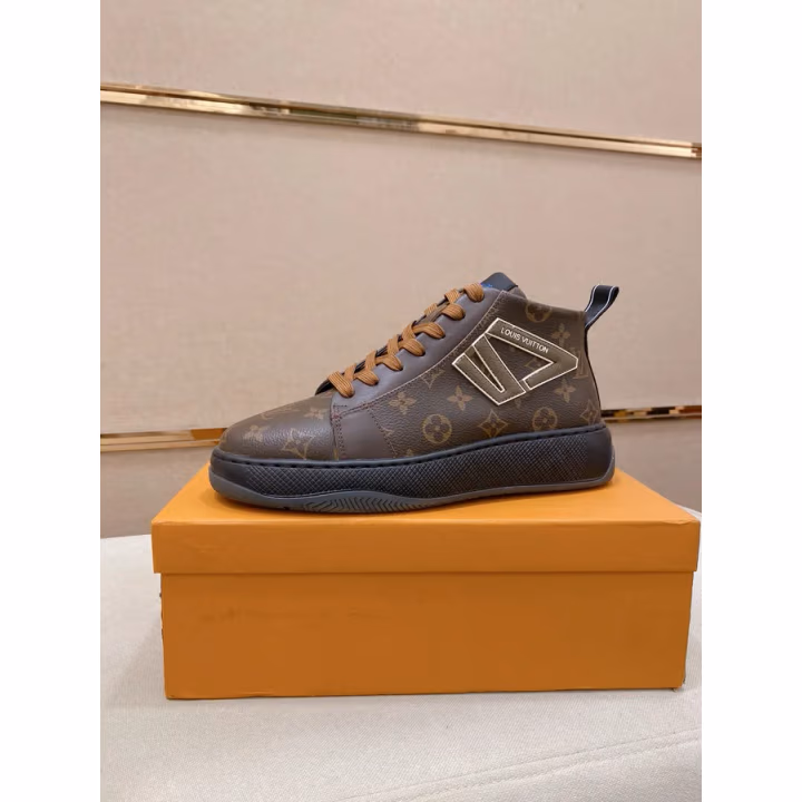 Louis Vuitton brown sneaker — ref 756445
