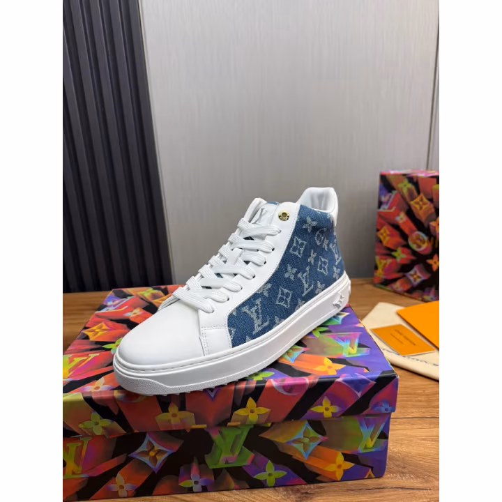 Louis Vuitton washed blue sneaker — ref 751789