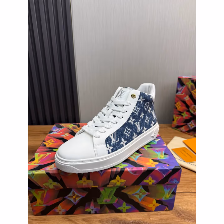 Louis Vuitton washed blue sneaker — ref 751791