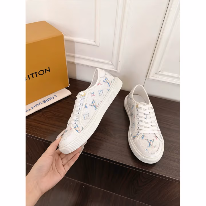 Louis Vuitton white sneaker — ref 813864