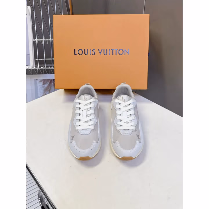 Louis Vuitton white sneaker — ref 813870