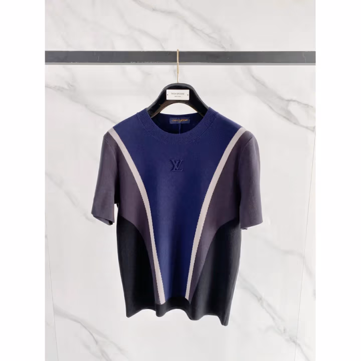 Louis Vuitton navy T-shirt — ref 823506