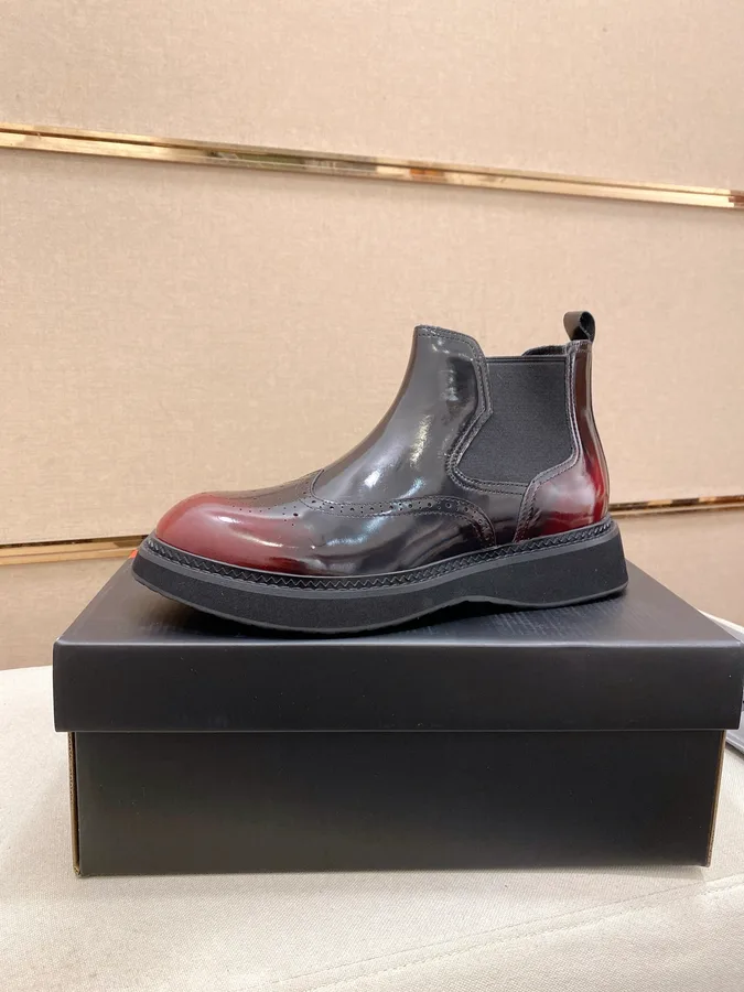 Prada burgundy shoe — ref 750833