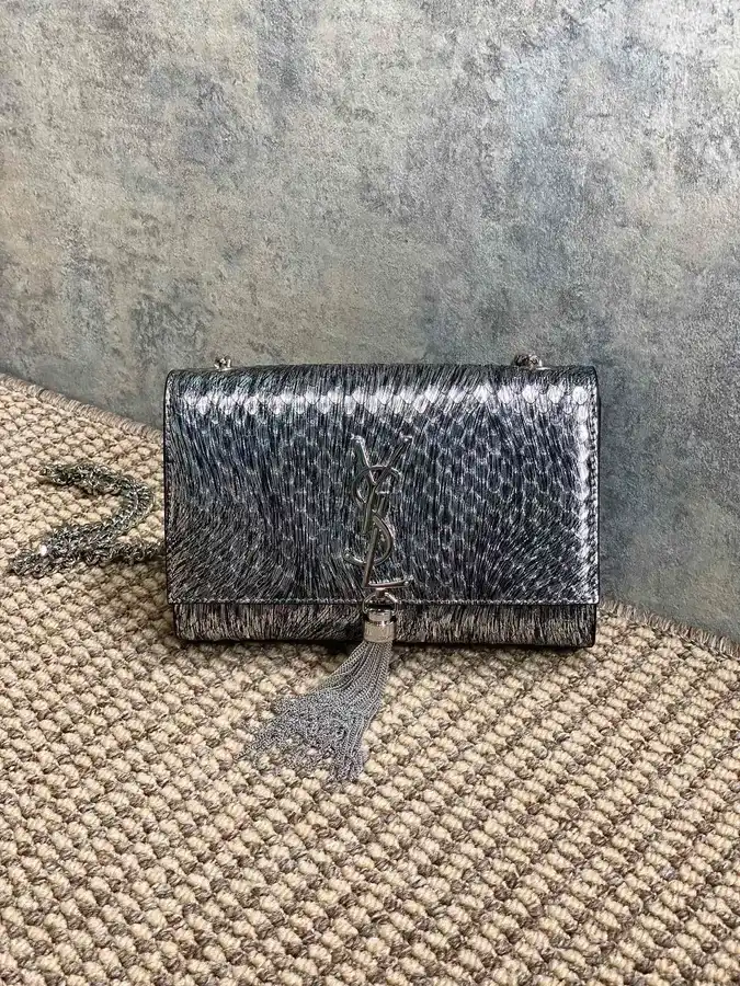 Saint Laurent silver mini bag — ref 833382