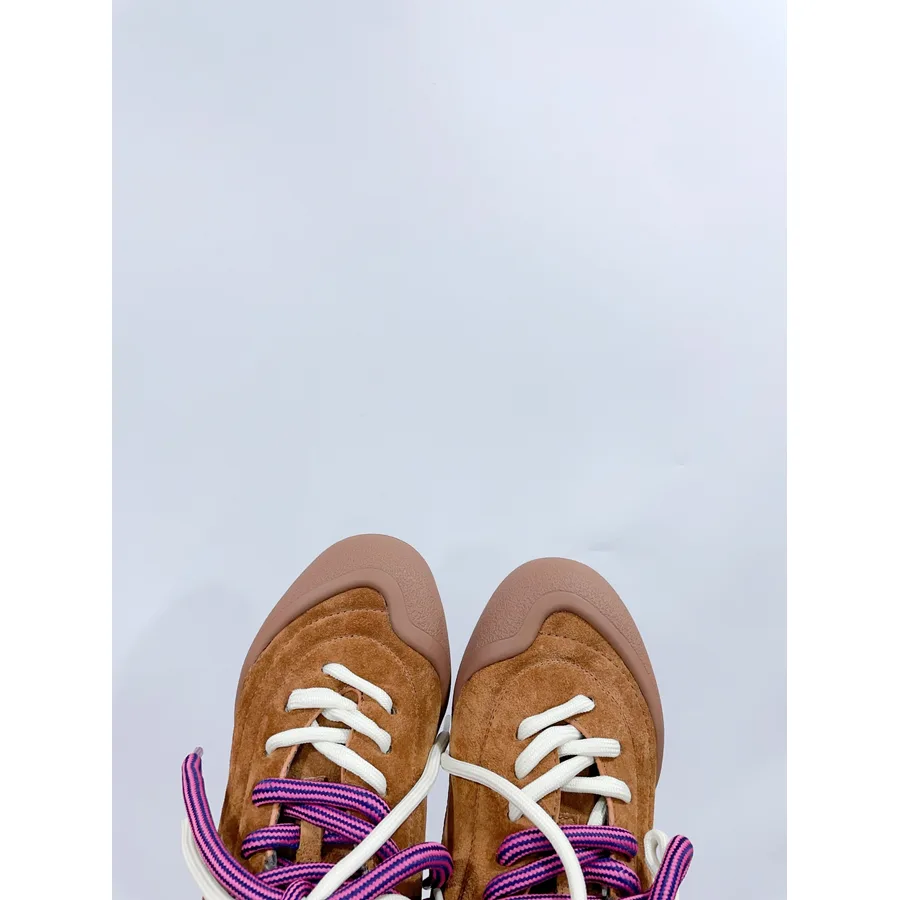 Brown suede McQueen-style low-top with padded tongue and collar, smooth pinkish-tan toe cap and purple rope laces, from the GunongTrade catalog