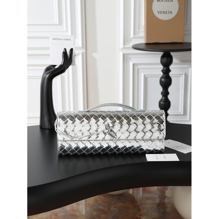 Bottega Veneta Andiamo catalog photo, album reference 785650