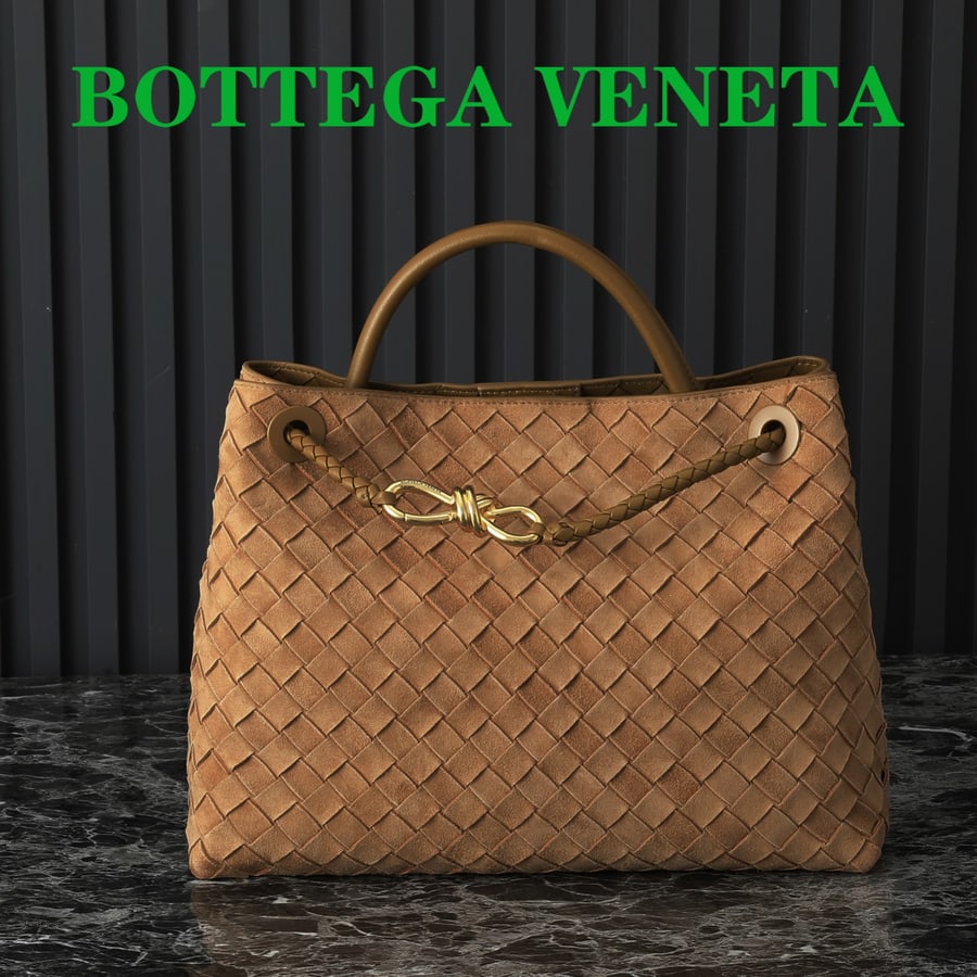 Bottega Veneta Andiamo catalog photo, album reference 785670