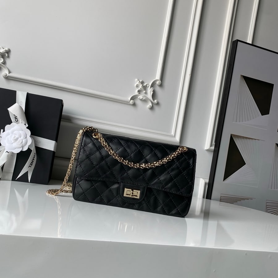 Chanel 2.55 Reissue catalog photo, album reference 770405