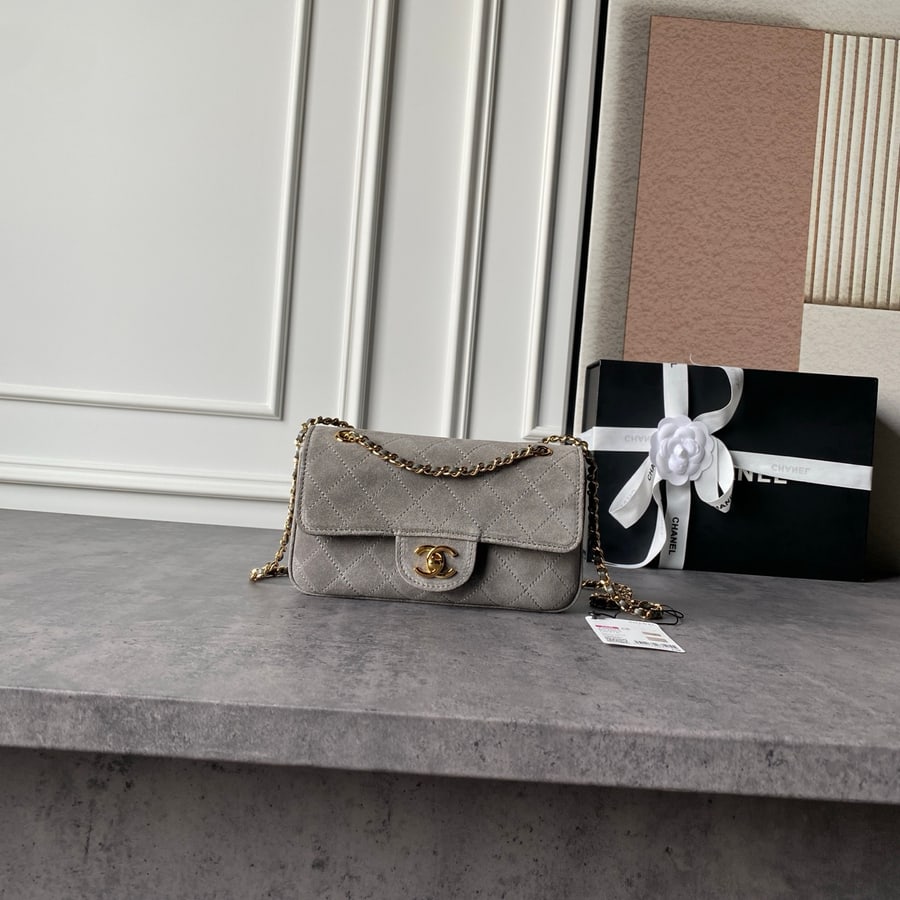 Chanel Mini Classic Flap catalog photo, album reference 797722