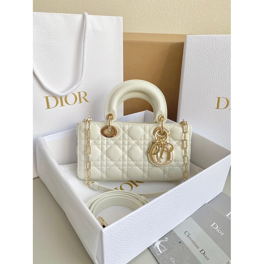 Dior Lady Dior catalog photo, album reference 770338